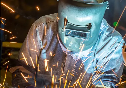¿La fabricación de metales es lo mismo que la soldadura?